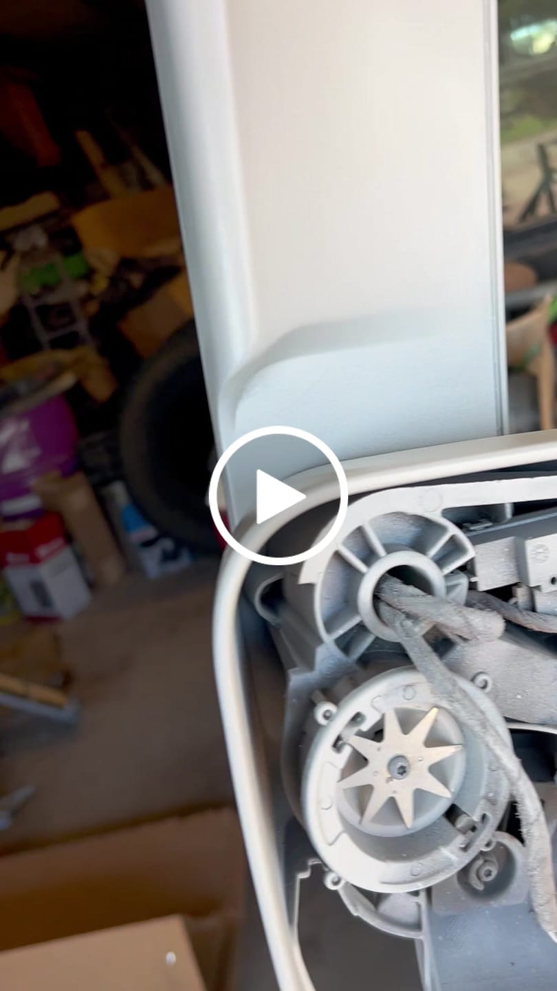 Customer video review of DODGE BRIGHT WHITE PW7 | OEMatch Automotive Spraycan