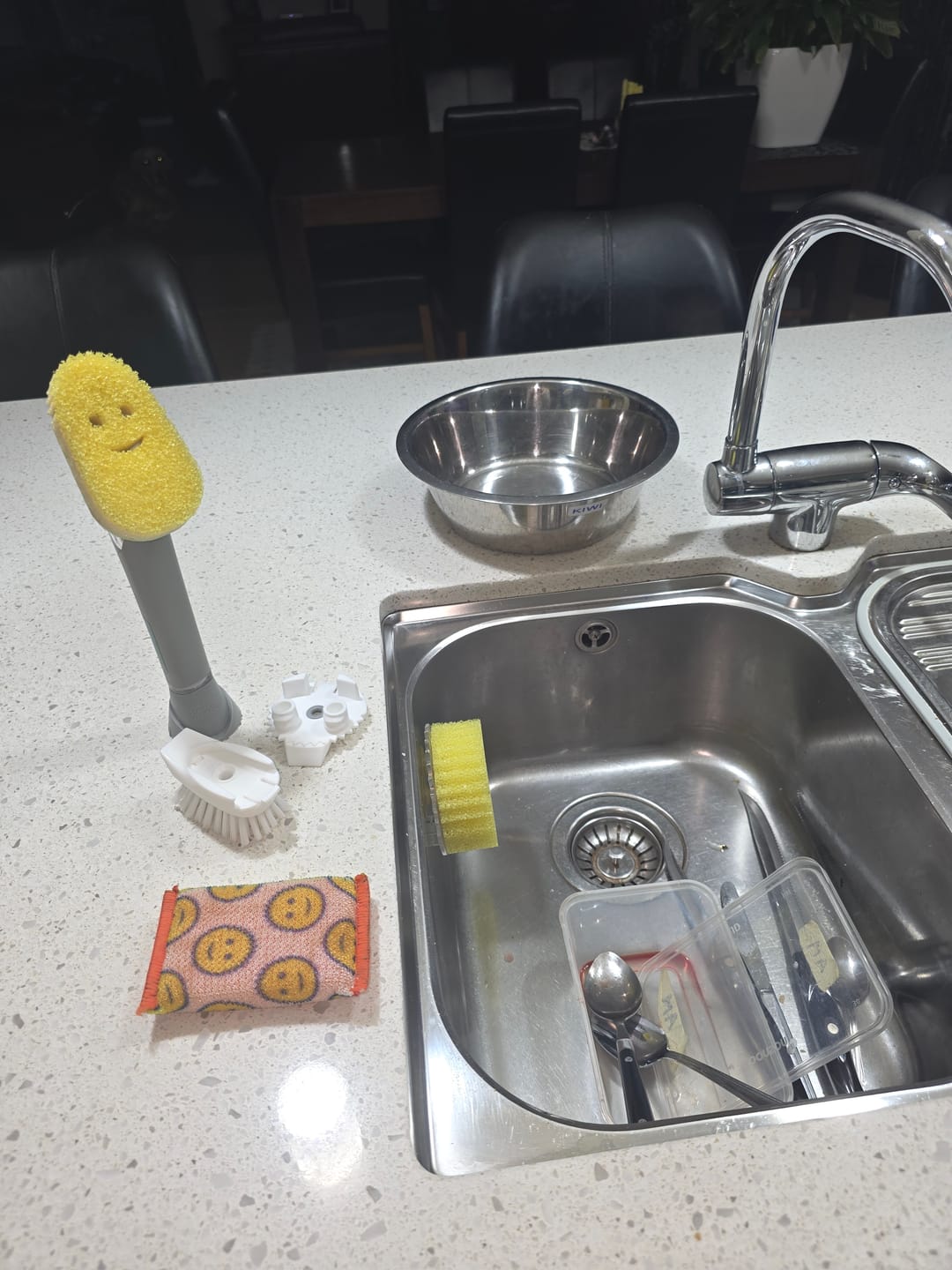 Customer photo review of Dish Daddy Original Heads 2pk