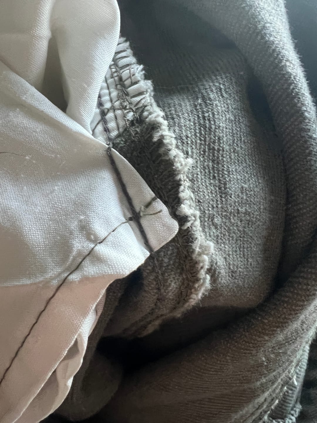 Customer photo review of Omirad Vintage Arc-Pocket Balloon Pants