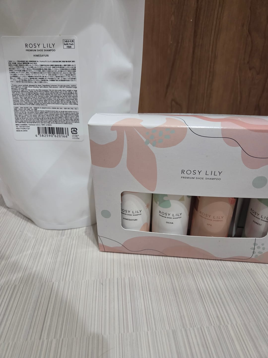Customer photo review of プレミアムシューズシャンプー 詰め替え用 1L