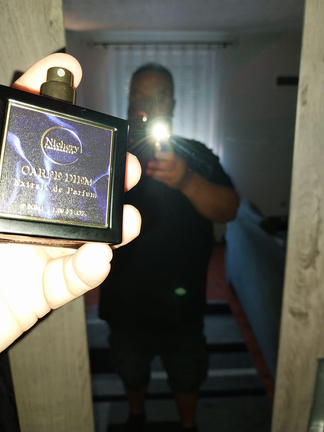 Customer photo review of Nichery Carpe Diem Extrait de Parfum - Férfi 50ml
