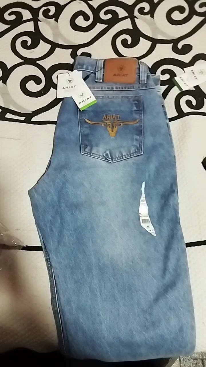 Customer photo review of Calça Country Masculina Ariat M5