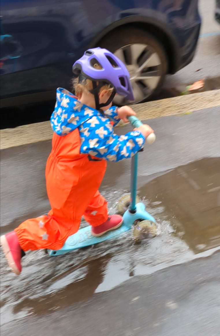 Customer photo review of Diving And Splashing Recycled Waterproof Packaway Jacket