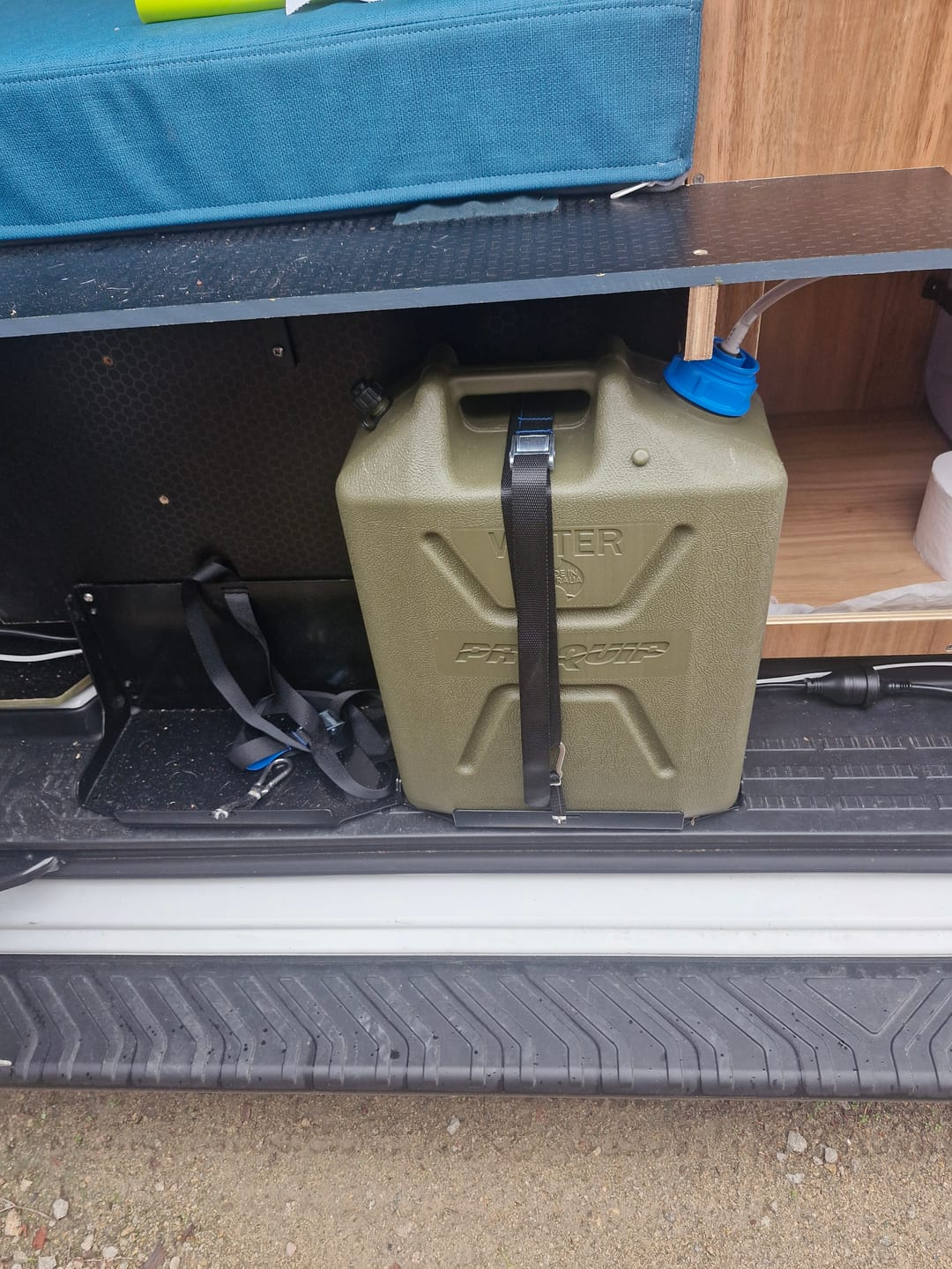 Customer photo review of Multi-fit 22L Jerry Can Holder - Black