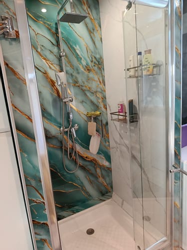 Customer photo review of Panneau Mural SPC Marbre Blanc Apollo Mat | Anti-Rayure & Étanche