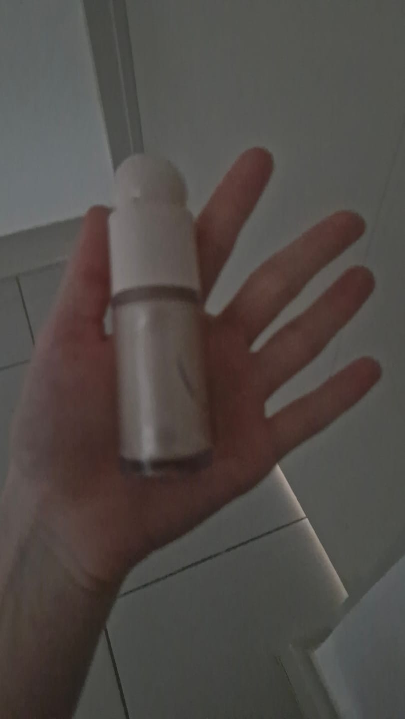 Customer photo review of Positive Light Liquid Luminizer Highlight