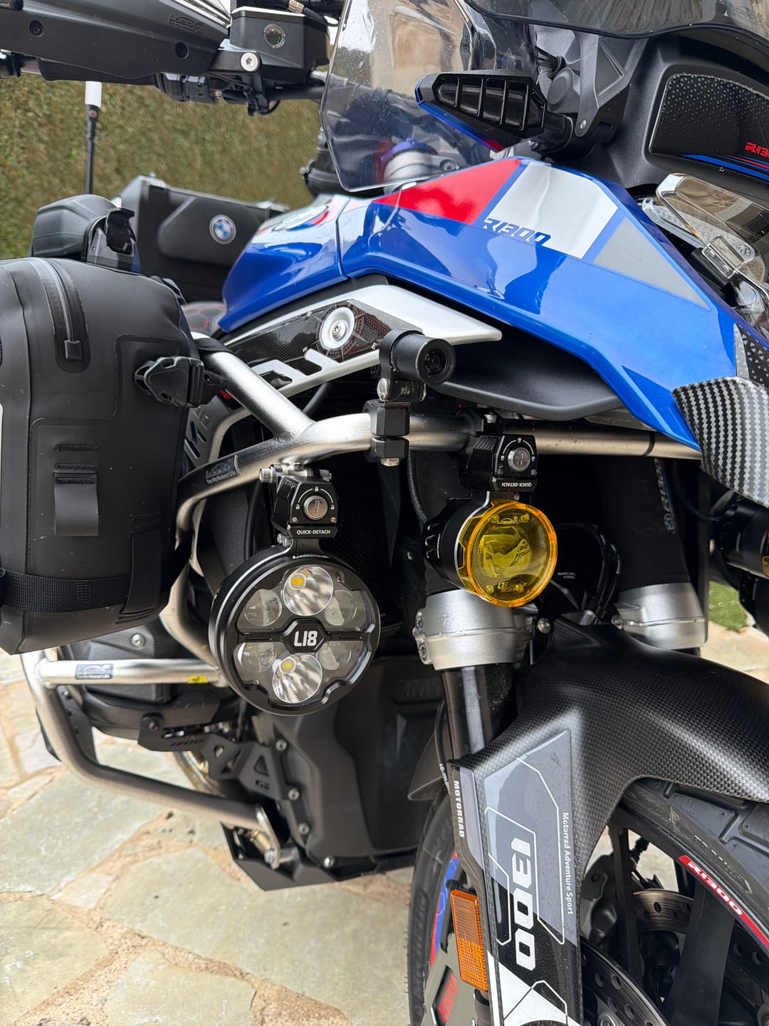 Customer photo review of LOBOO Quick Detach Auxiliary Light Mount (Q7S / Q7SD / Q7SP)