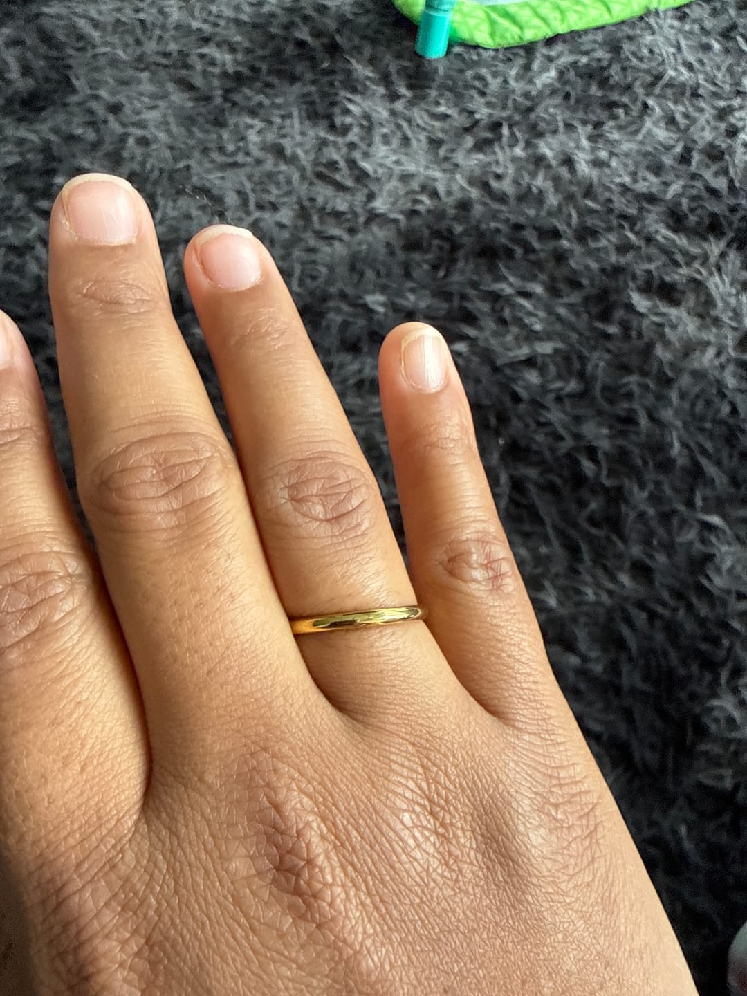 Customer photo review of Essential ring | Slim