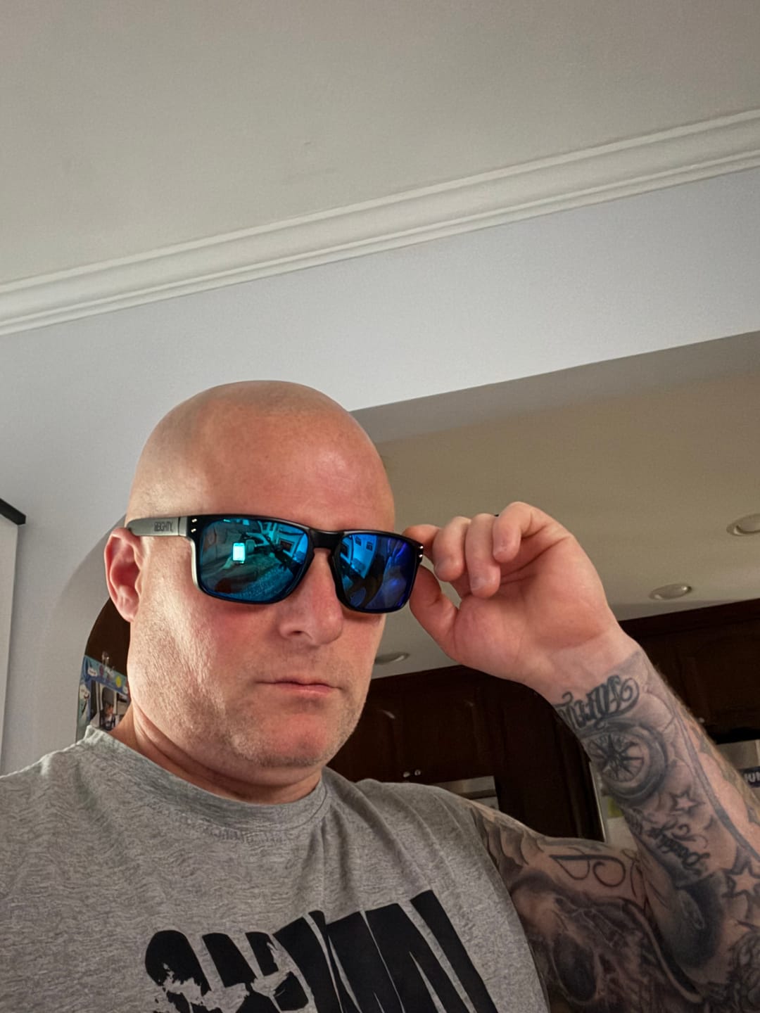 Customer photo review of 80Eighty® Polarized Sunglasses - Blue Chrome