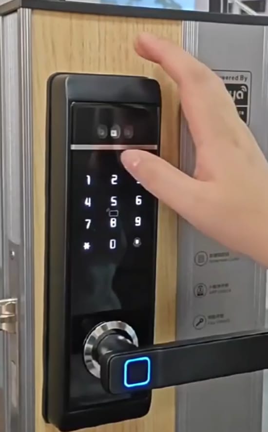 Customer photo review of 6 in 1 Smart Door Lock with Face and Palm Recognition Remote App Control Fingerprint Password Key Card and Mechanical Key Unlock