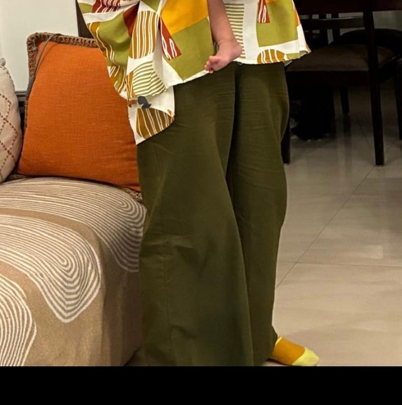Customer photo review of Women Olive Green Airy Linen Wide Leg Pant