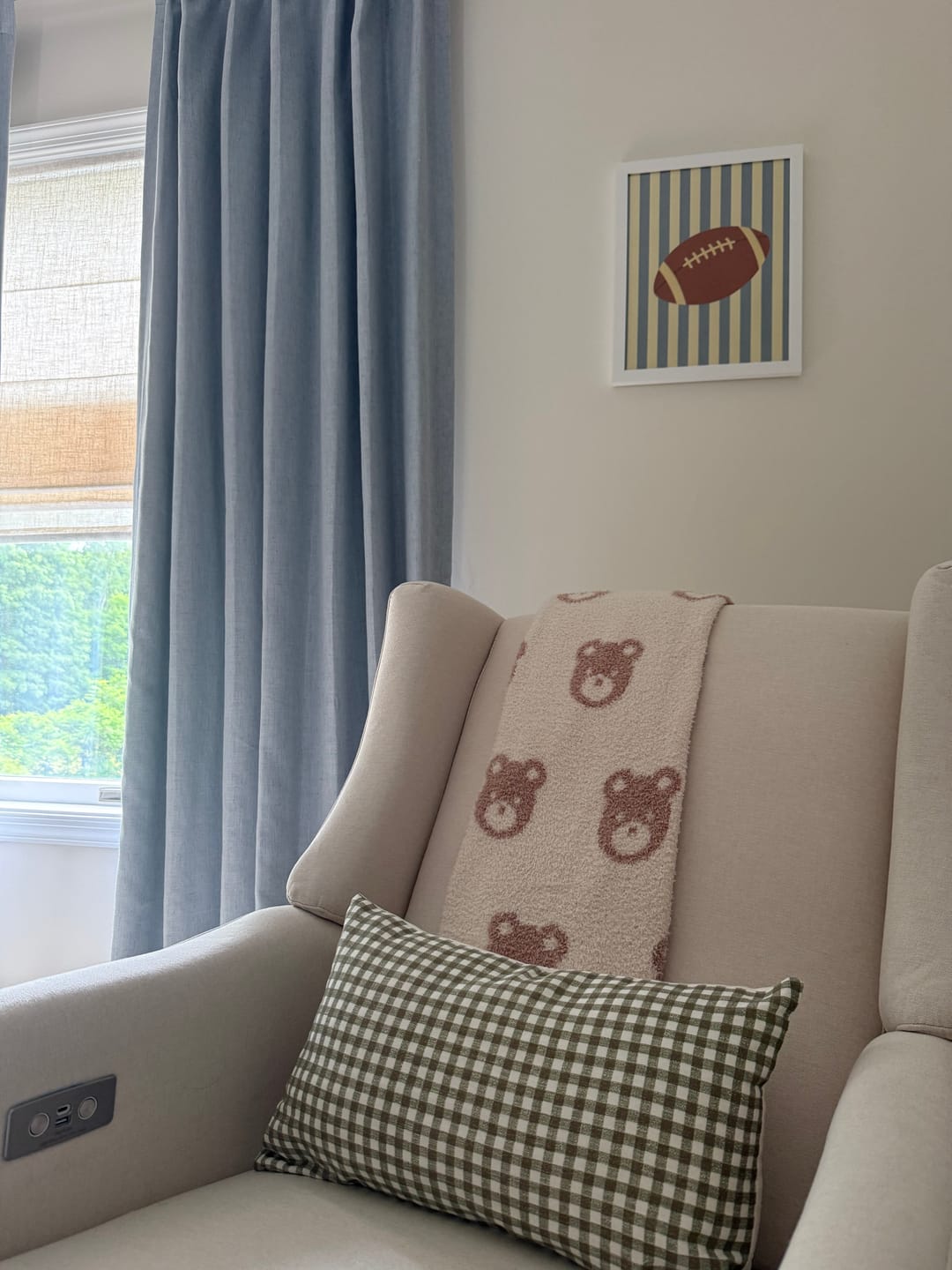 Customer photo review of Gingham Lumbar - 12x20"