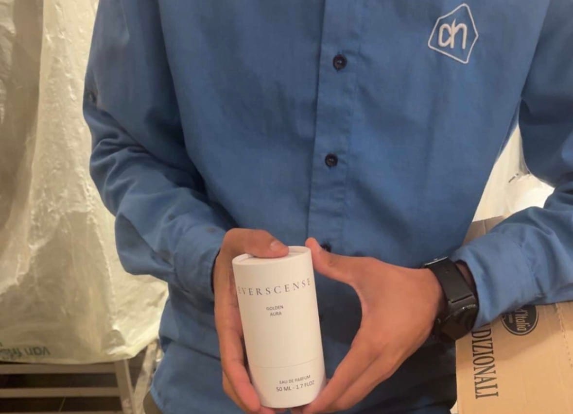 Customer photo review of Golden Aura