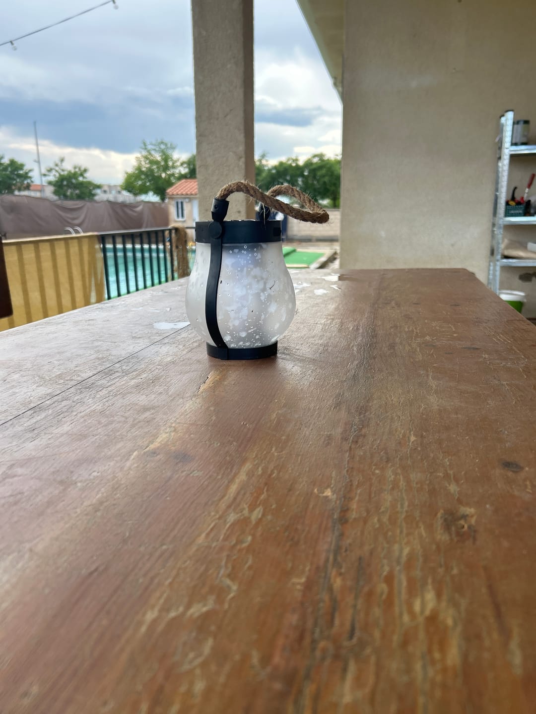 Customer photo review of LlamaViva | Farol con Efecto de Fuego Realista