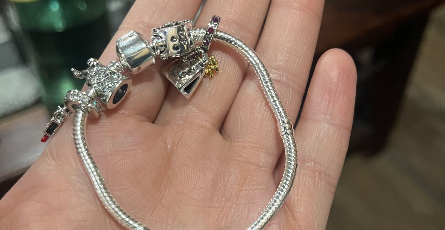 Customer photo review of Pulsera Cola de Raton
