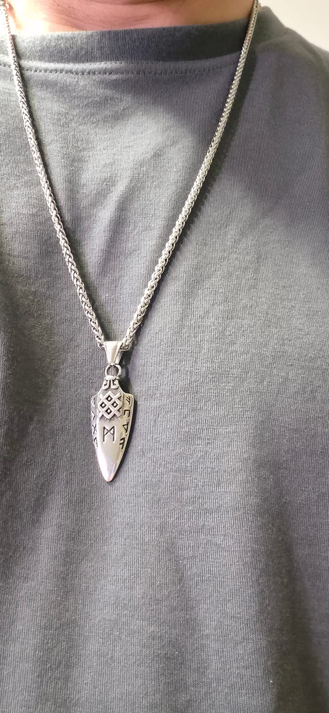 Customer photo review of Gungnir Necklace