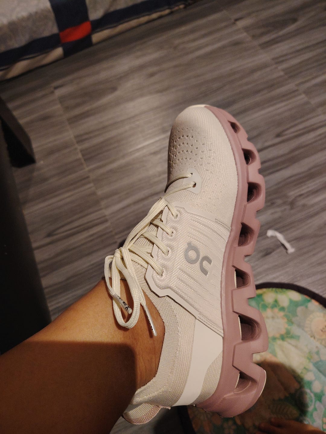 Customer photo review of Cloudswift 4 Pearl Mauve - CSM