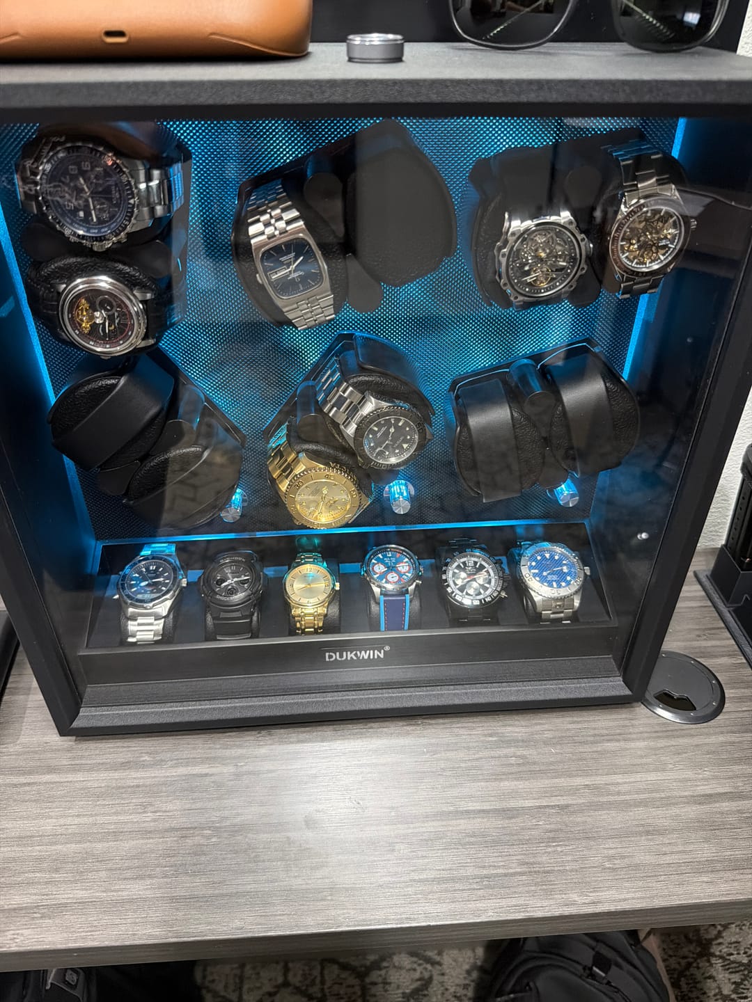 Customer photo review of 12 + 6 Watch Winder with Extra Storages Aurora Blue Light Quiet Motors - Black