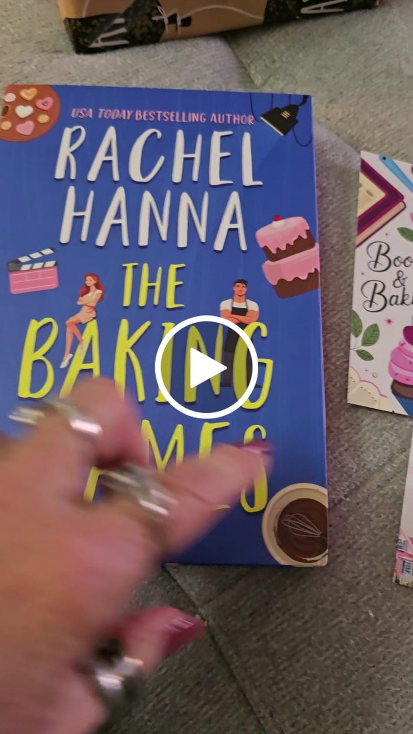 Customer video review of (DAMAGED) SPECIAL EDITION The Baking Games Hardcover with Sprayed Edges (SIGNED)