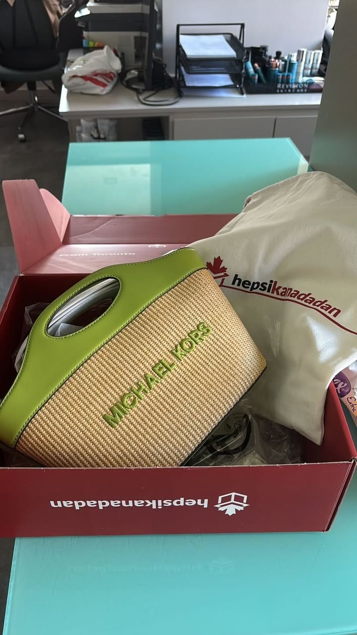 Customer photo review of Michael Kors Women's Tatum Medium Woven Convertible Crossbody Bag Lime