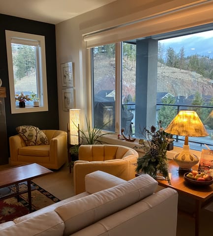 Customer photo review of Rocketlamp | Floor Lamp | Black Walnut