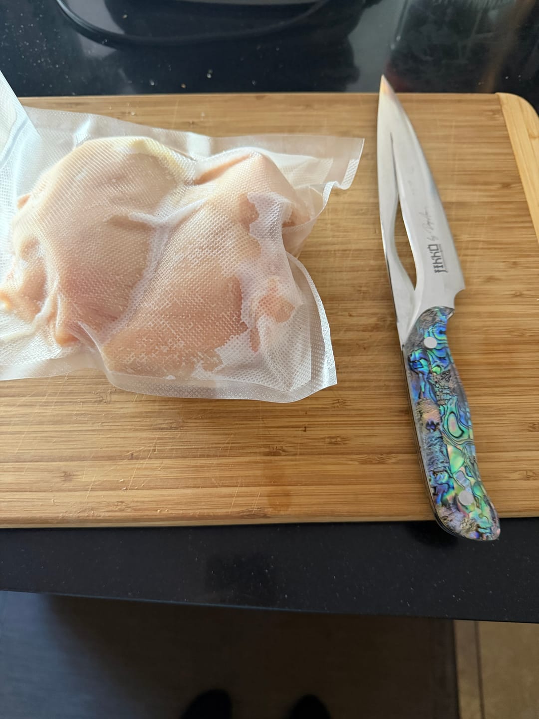 Customer photo review of The Pearl Eye Edition – Signature Knife by JIKKO®