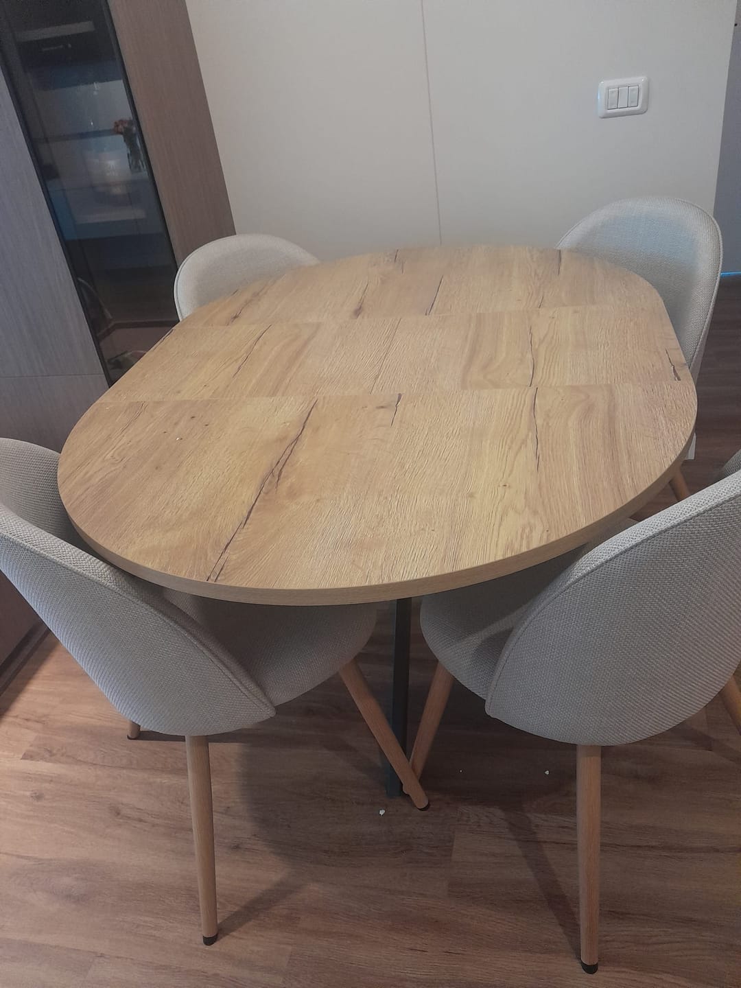 Customer photo review of Masa extensibila pentru sufragerie GASTON, stejar/negru, 100/135x100x75 cm