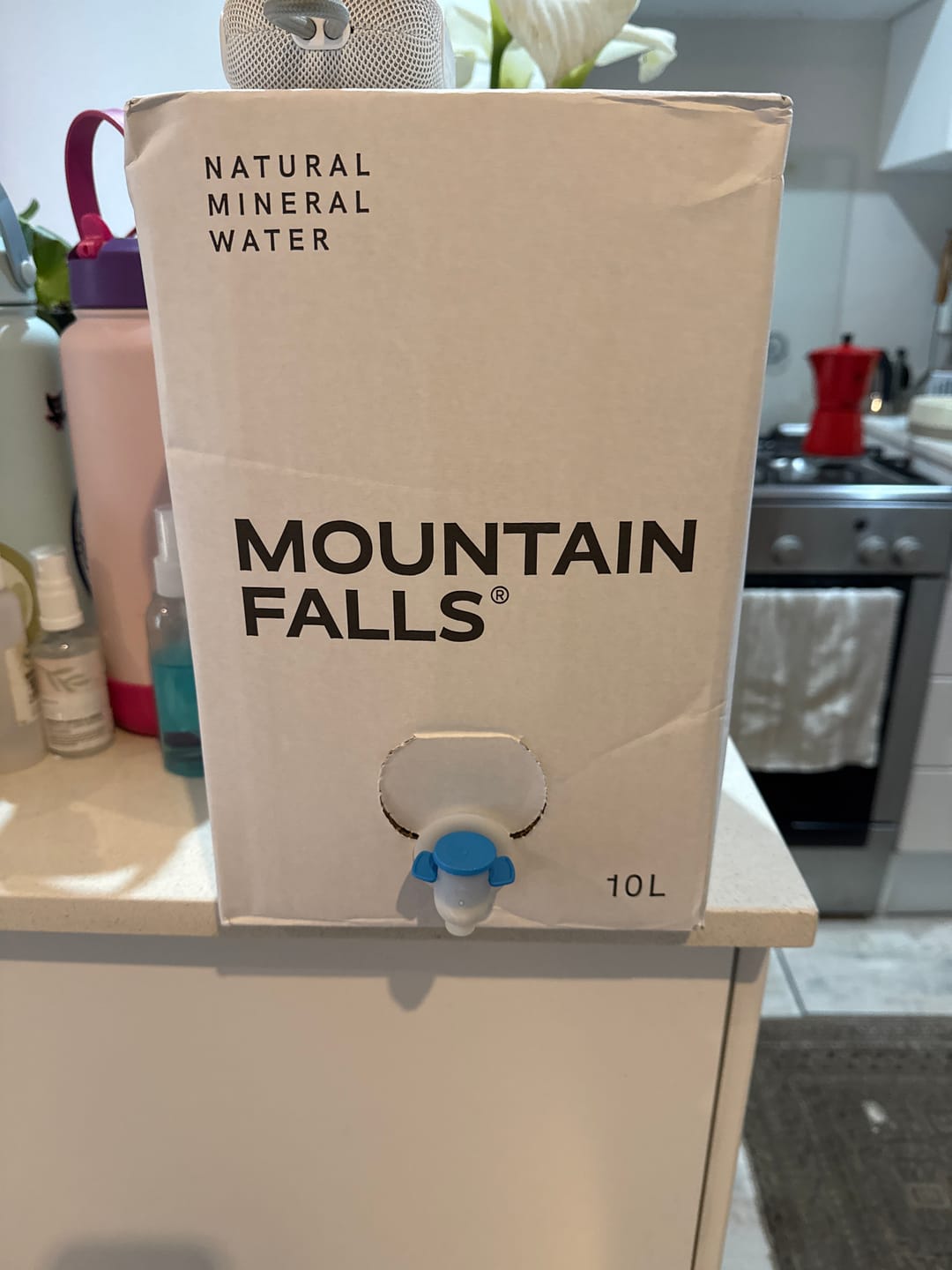 Customer photo review of AcquaBox by Mountain Falls 10L – STILL Mineral Water (on tap Bag-in-Box)