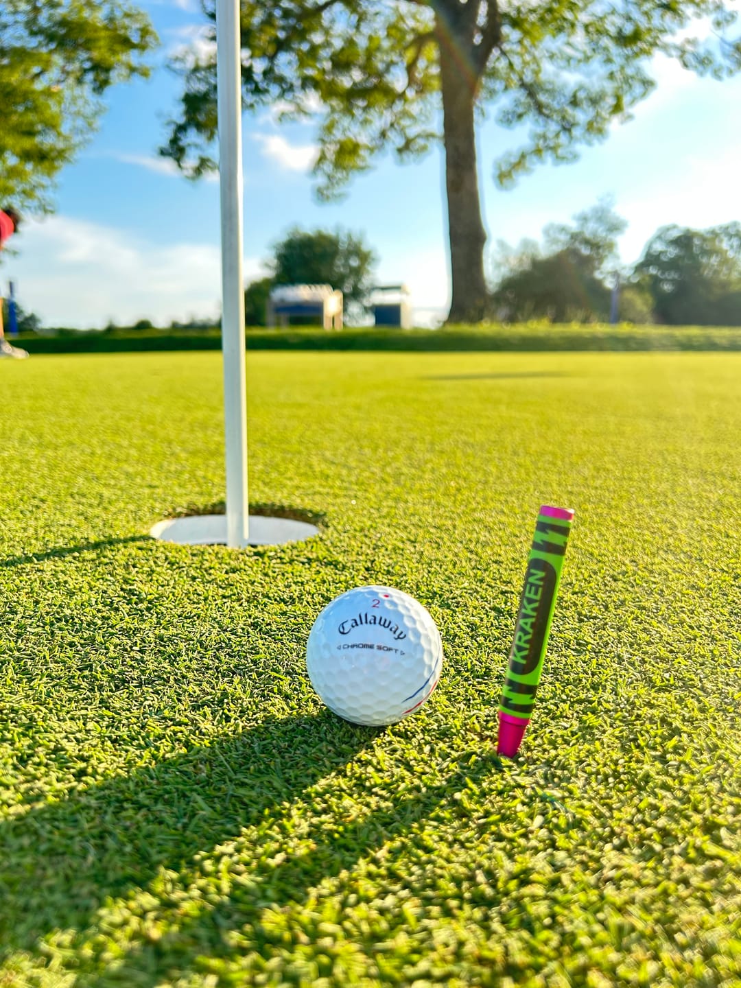 Customer photo review of 🍉 Slice Free Crayon Golf Divot Tool (Melon)