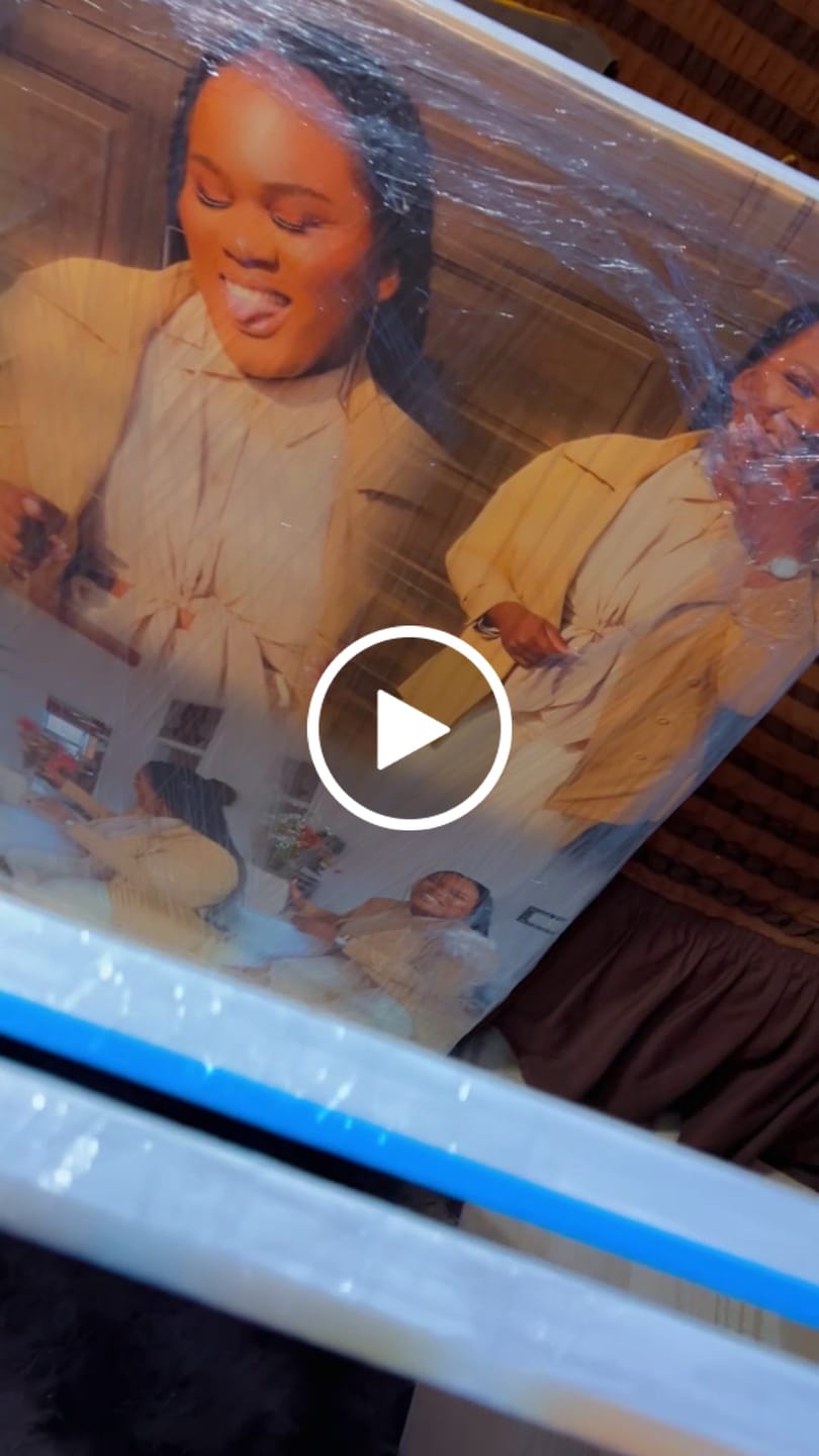 Customer video review of 3 x A0 Super Big Canvas (80.9x102,5cm)