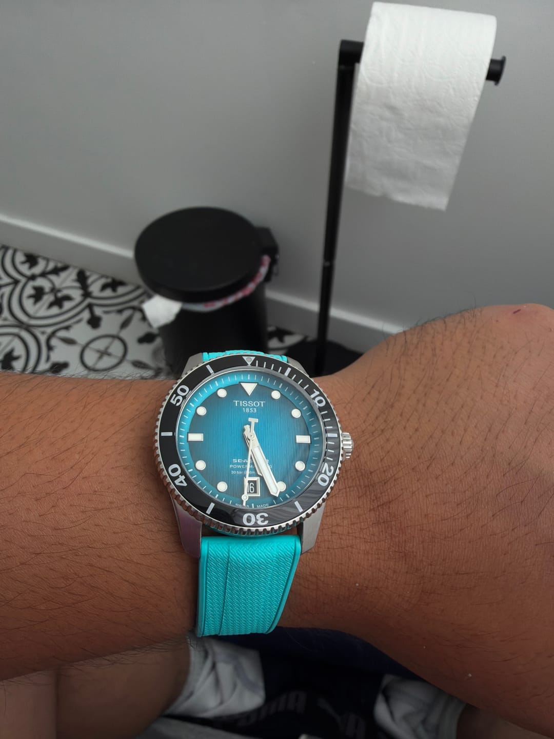 Customer photo review of Shark Skin Rubber - Turquoise