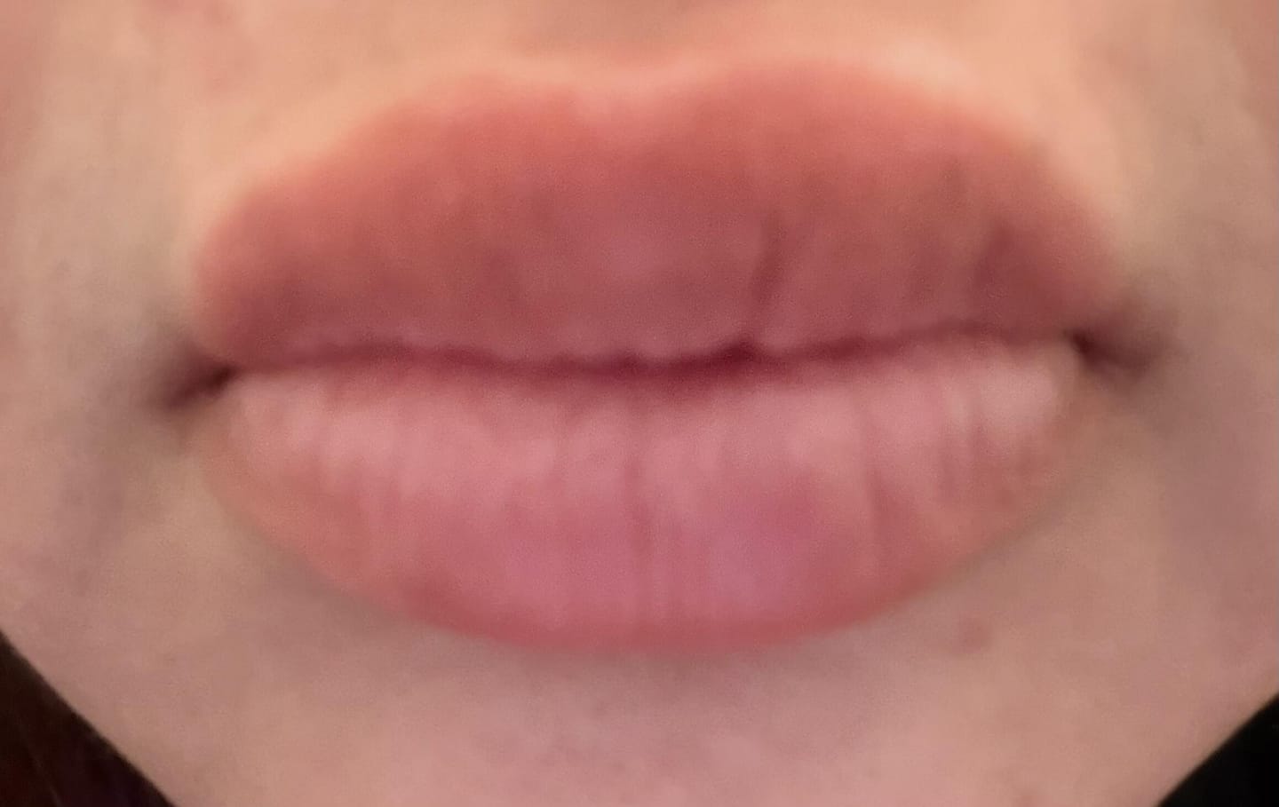 Customer photo review of BAUME À LÈVRE ROSE PERMANENT, EXFOLIE, ROSIE ET HYDRATE