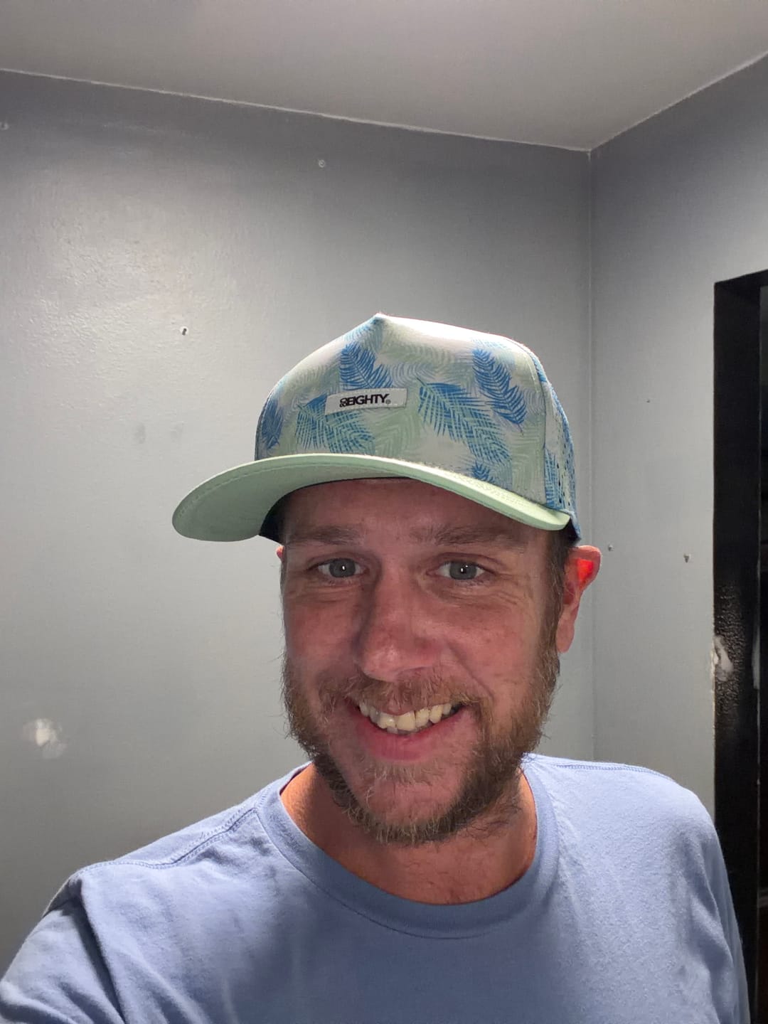 Customer photo review of 80Eighty® Lagoon Hat