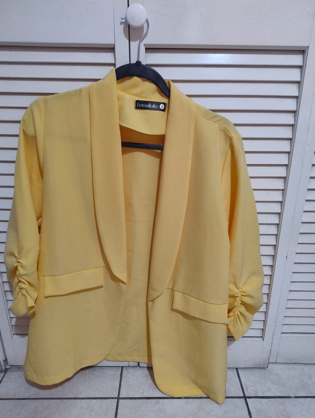 Customer photo review of Saco Alis Amarillo