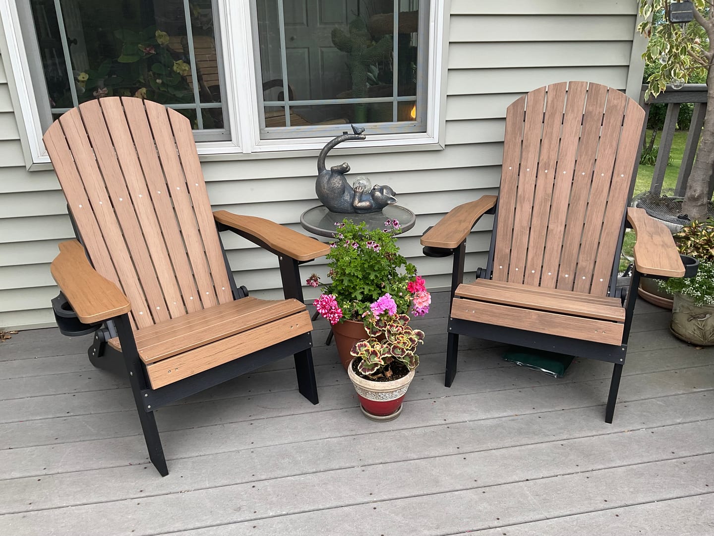 Customer photo review of Folding Adirondack Chair with Built in Footrest & Cup/Wine Holders King Size