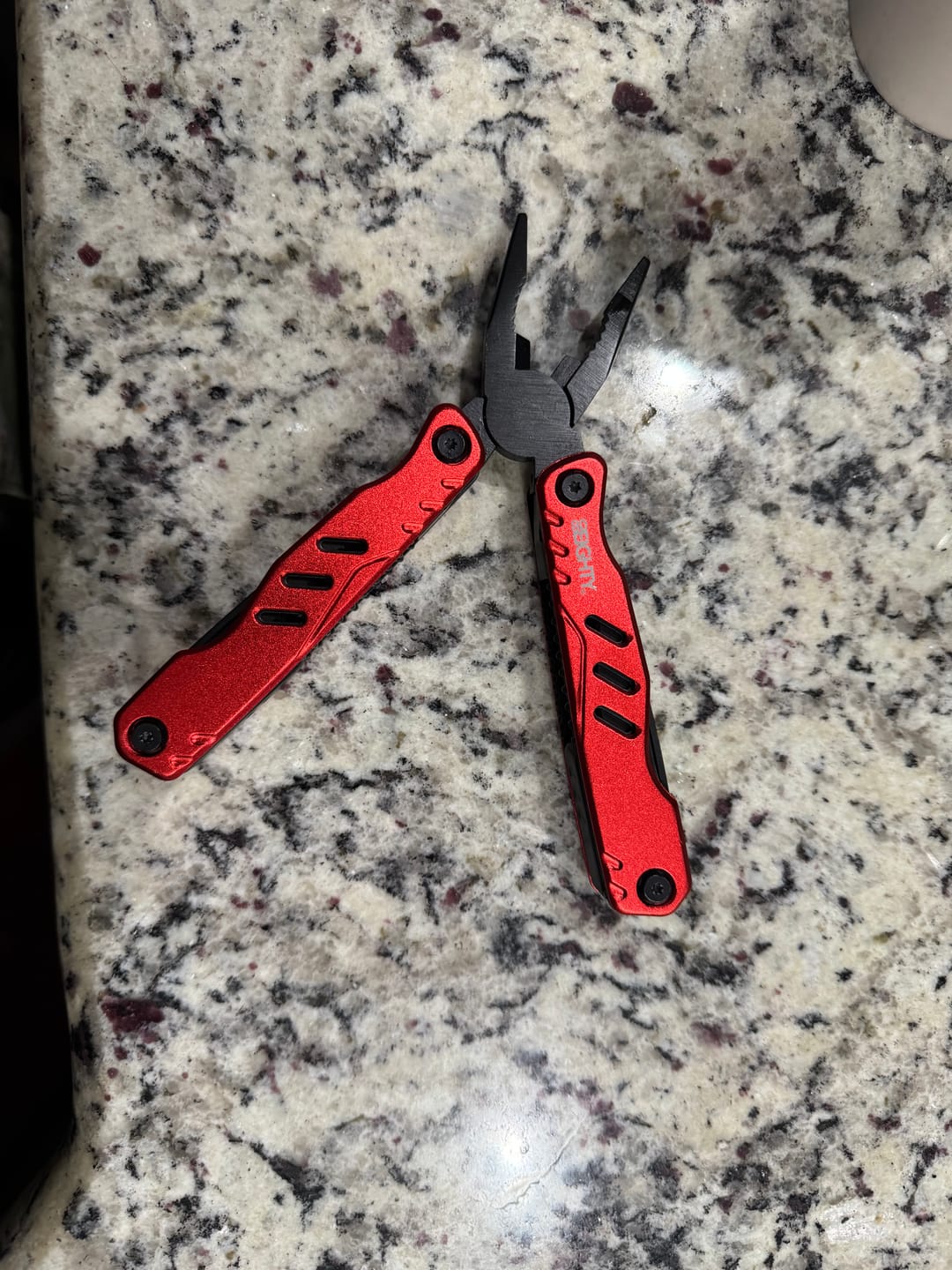 Customer photo review of 80Eighty® Multi-Tool - Red