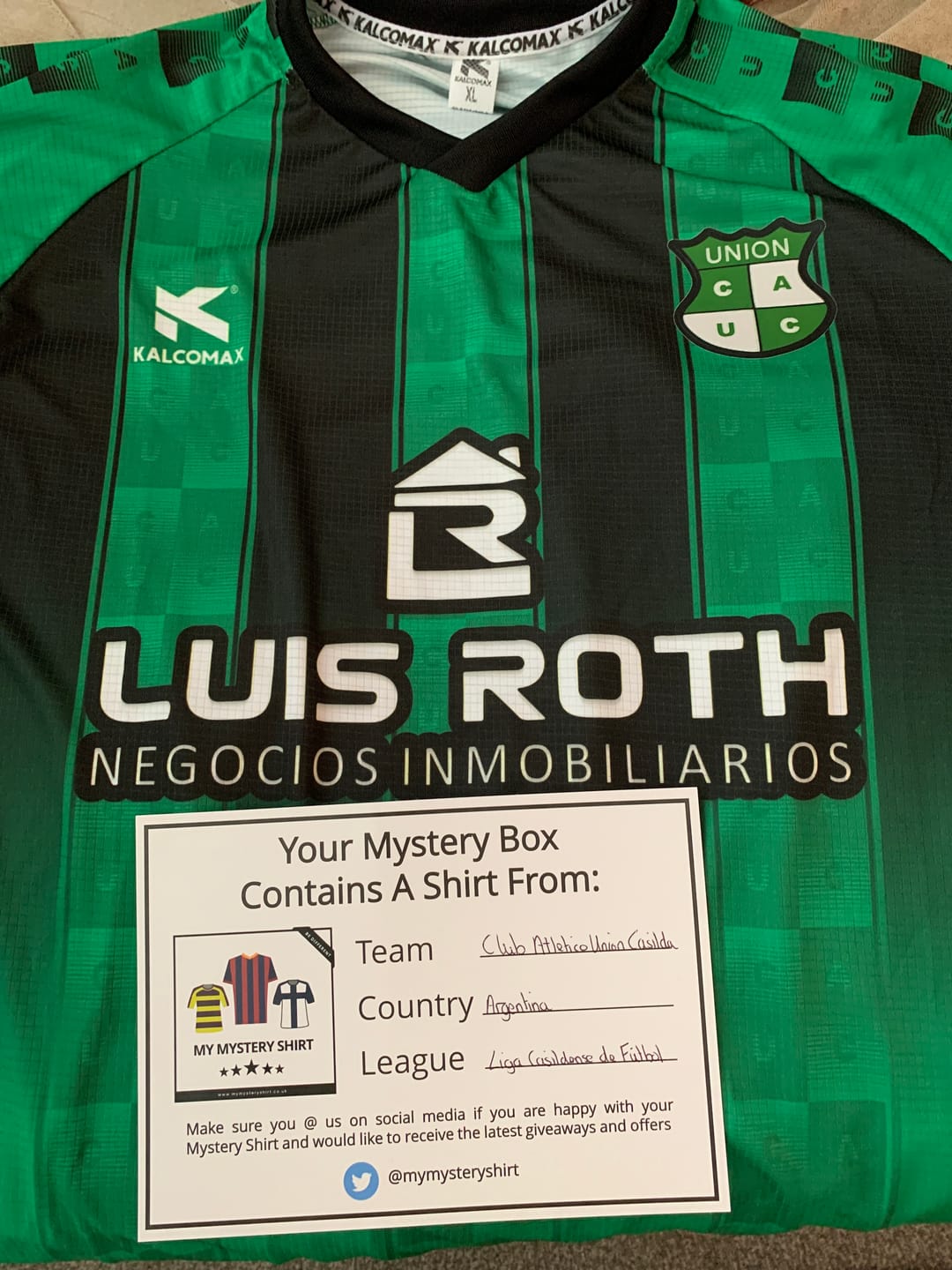Customer photo review of Men’s Mystery Football Shirt Box