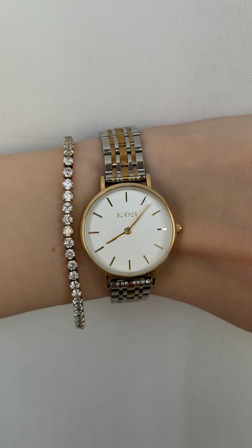 Customer photo review of Ava Gold Bracelet