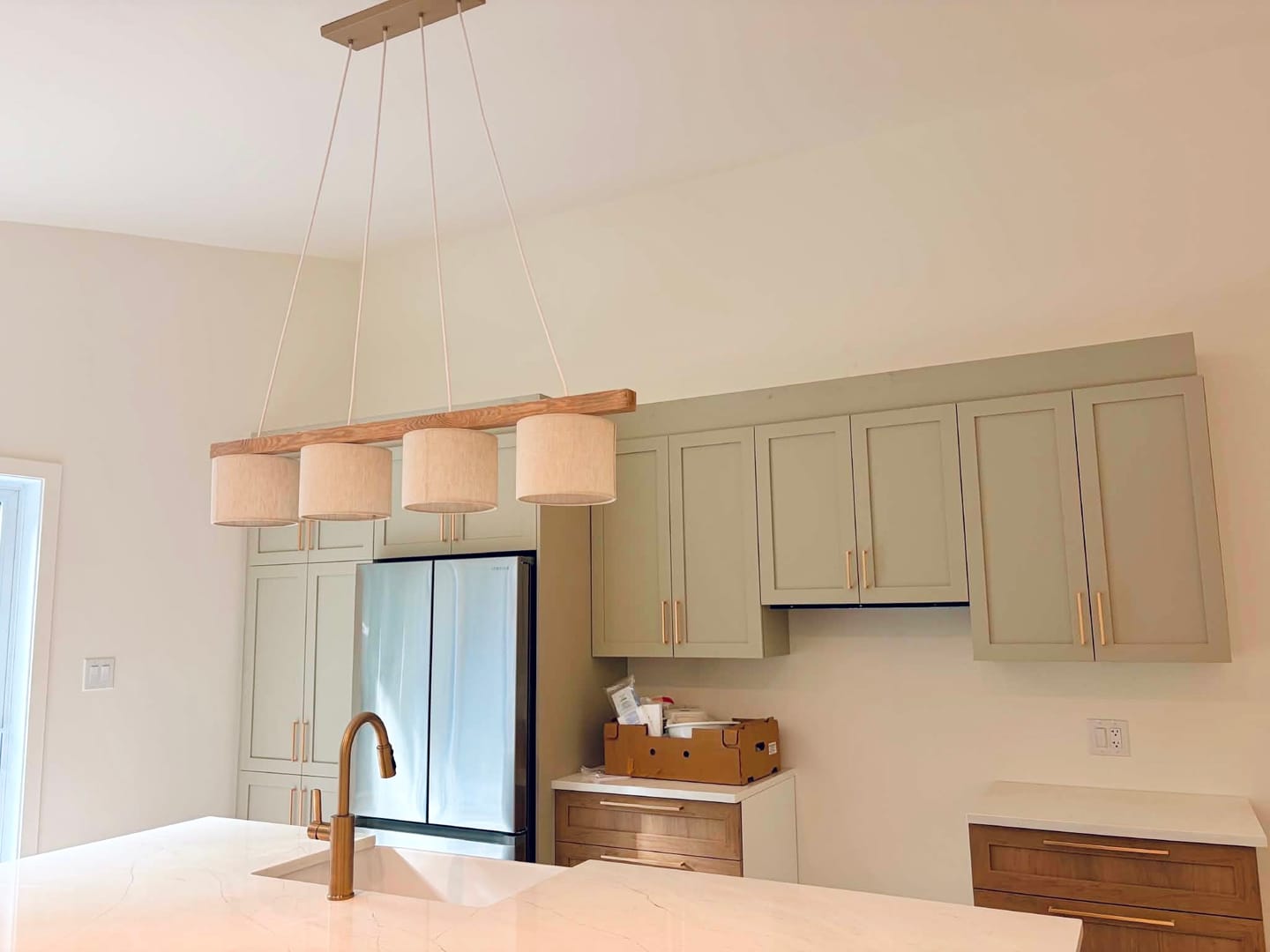 Customer photo review of VARO Scandinavian Wood & Linen Pendant Light for Kitchen Island & Dining Table