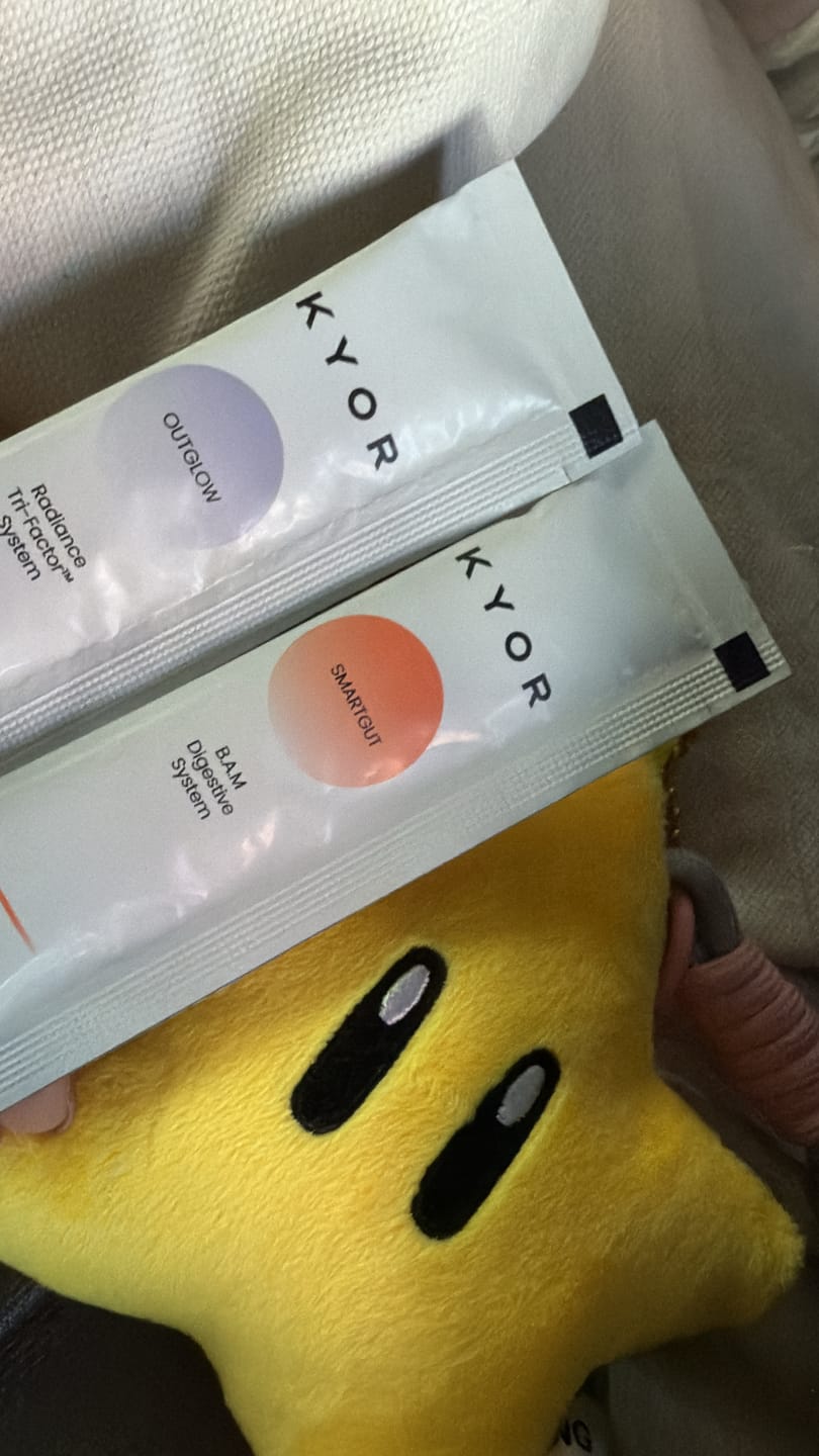 Customer photo review of OUTGLOW - Radiance Tri-Factor™ Jelly