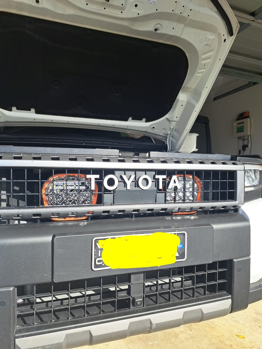 Customer photo review of Spotlight/Lightbar Mount - Prado LC250 Series - Behind Grille