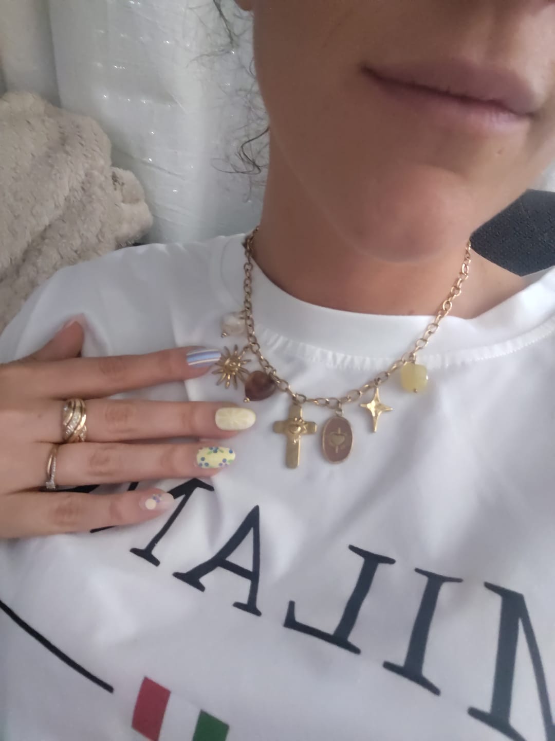 Customer photo review of Collier Croix Breloques - Acier