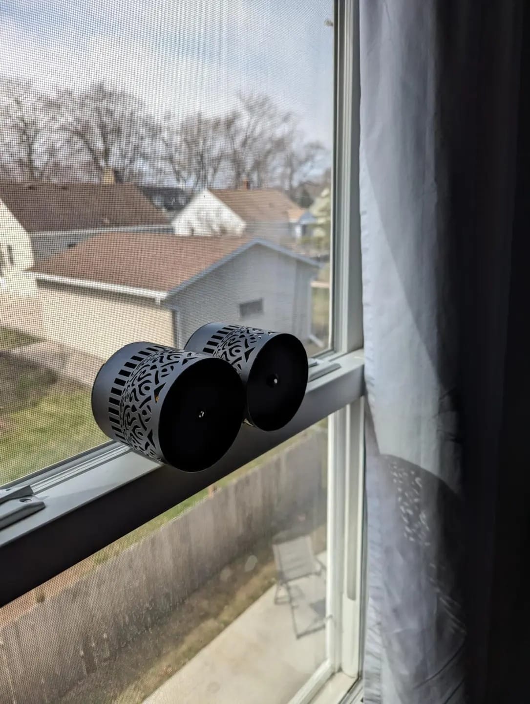 Customer photo review of Solar Mandala Projector Wall Light