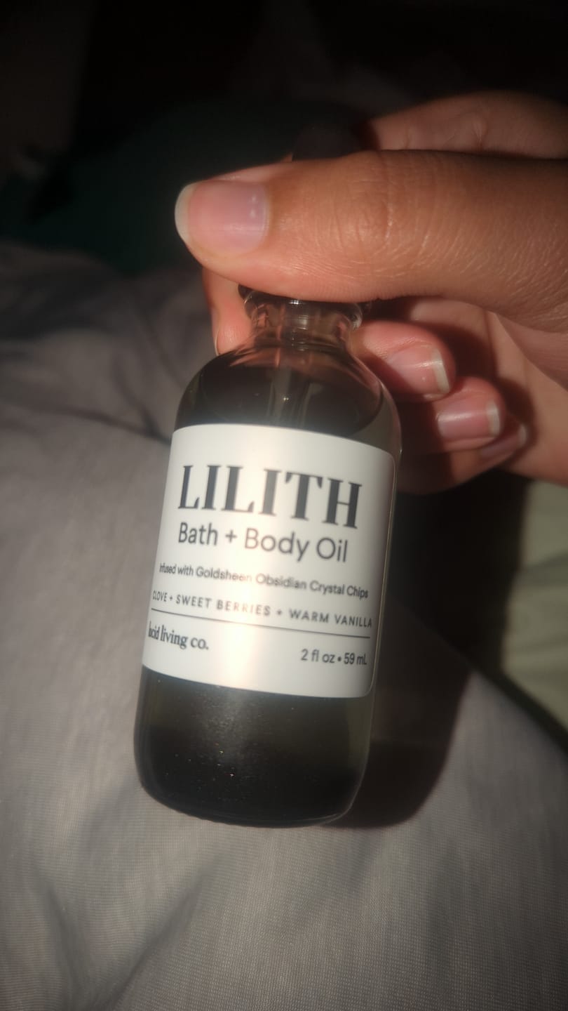 Customer photo review of LILITH Bath & Body Oil