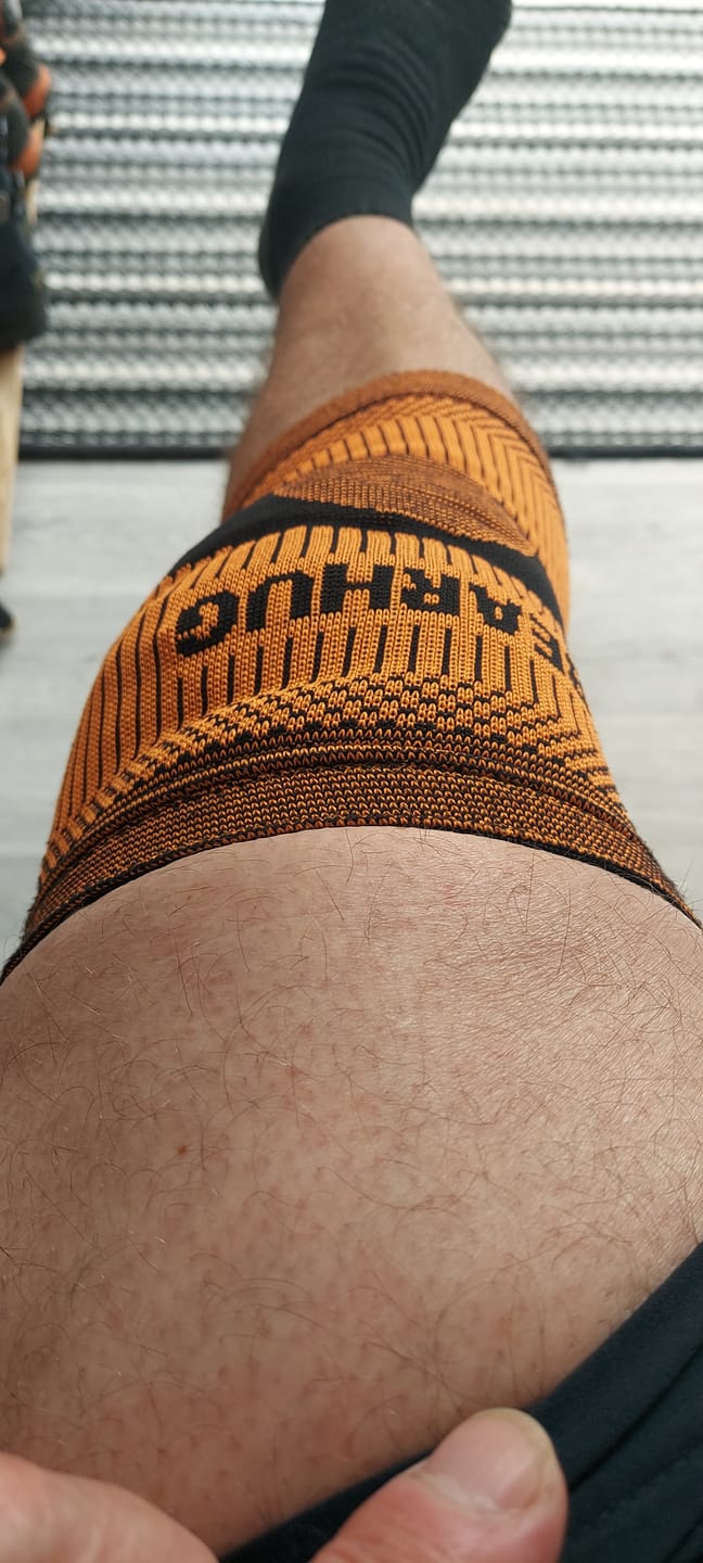 Customer photo review of Knee Support For Arthritic Relief & Pain Recovery