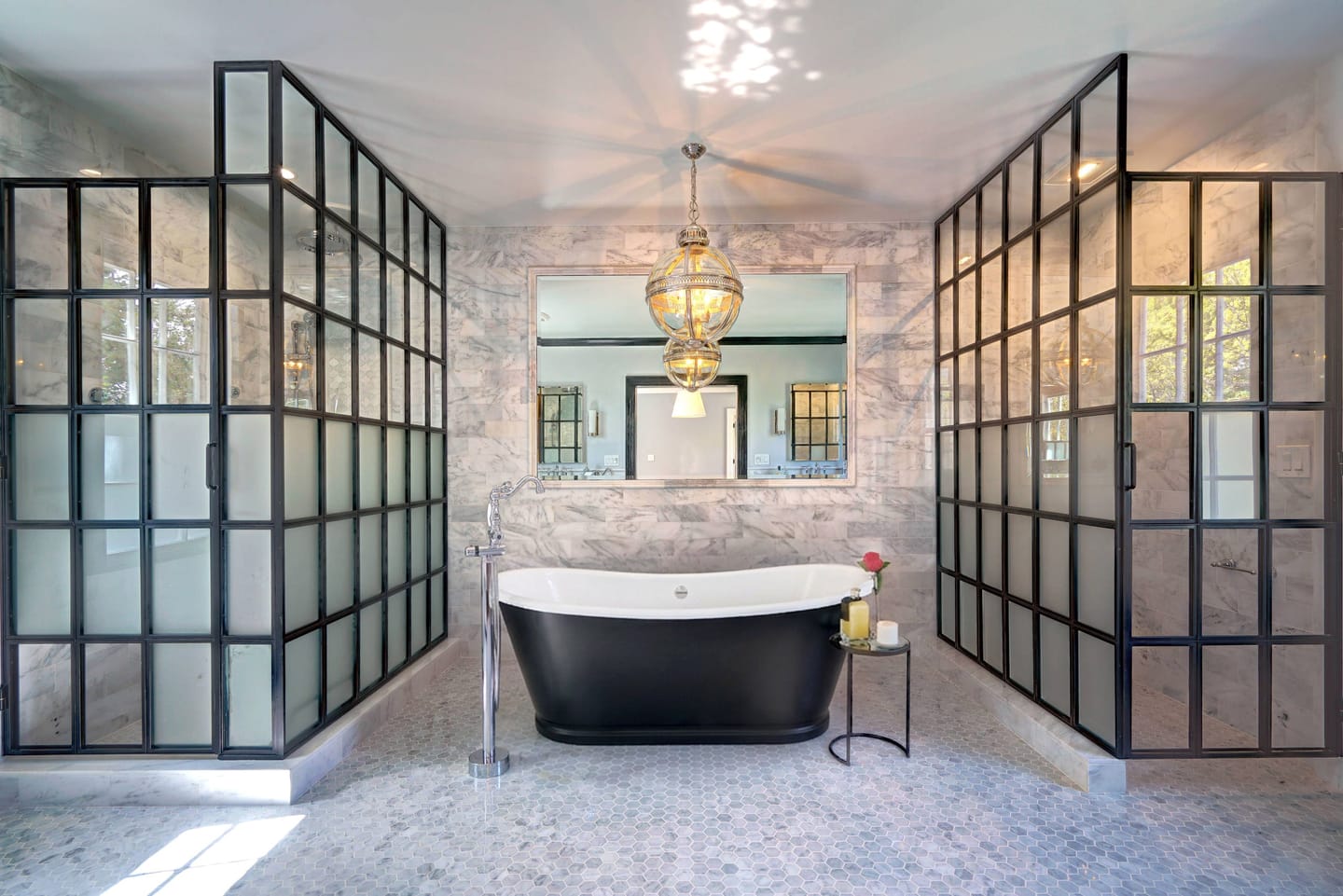 Customer photo review of Elite Freestanding Double-slipper Black Stainless Steel Bathtub Cast Iron Tub ET-IS-DS04