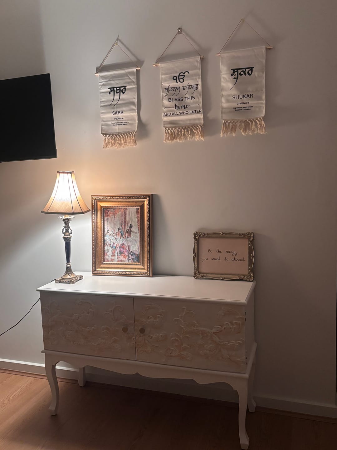 Customer photo review of Satnam Waheguru Bless This Home Hanging Linen Banner
