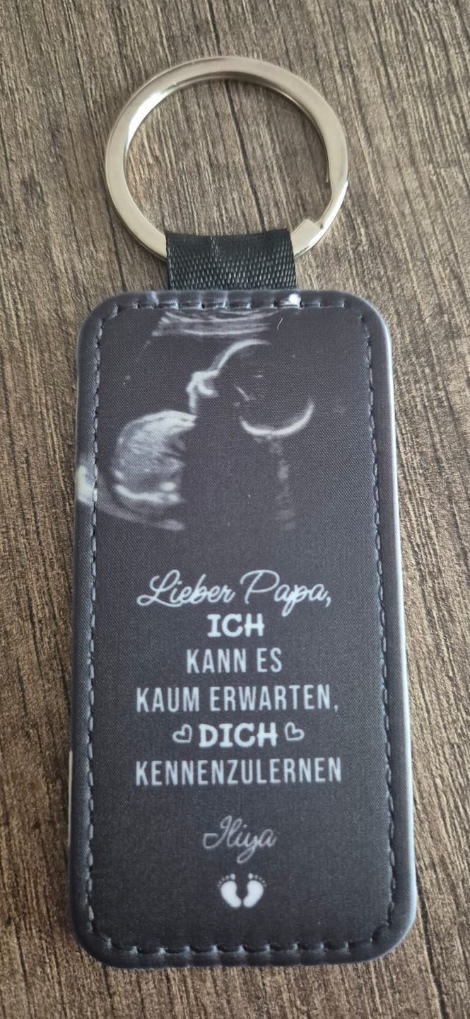 Customer photo review of Ultraschall - Personalisierter Schlüsselanhänger aus Kunstleder