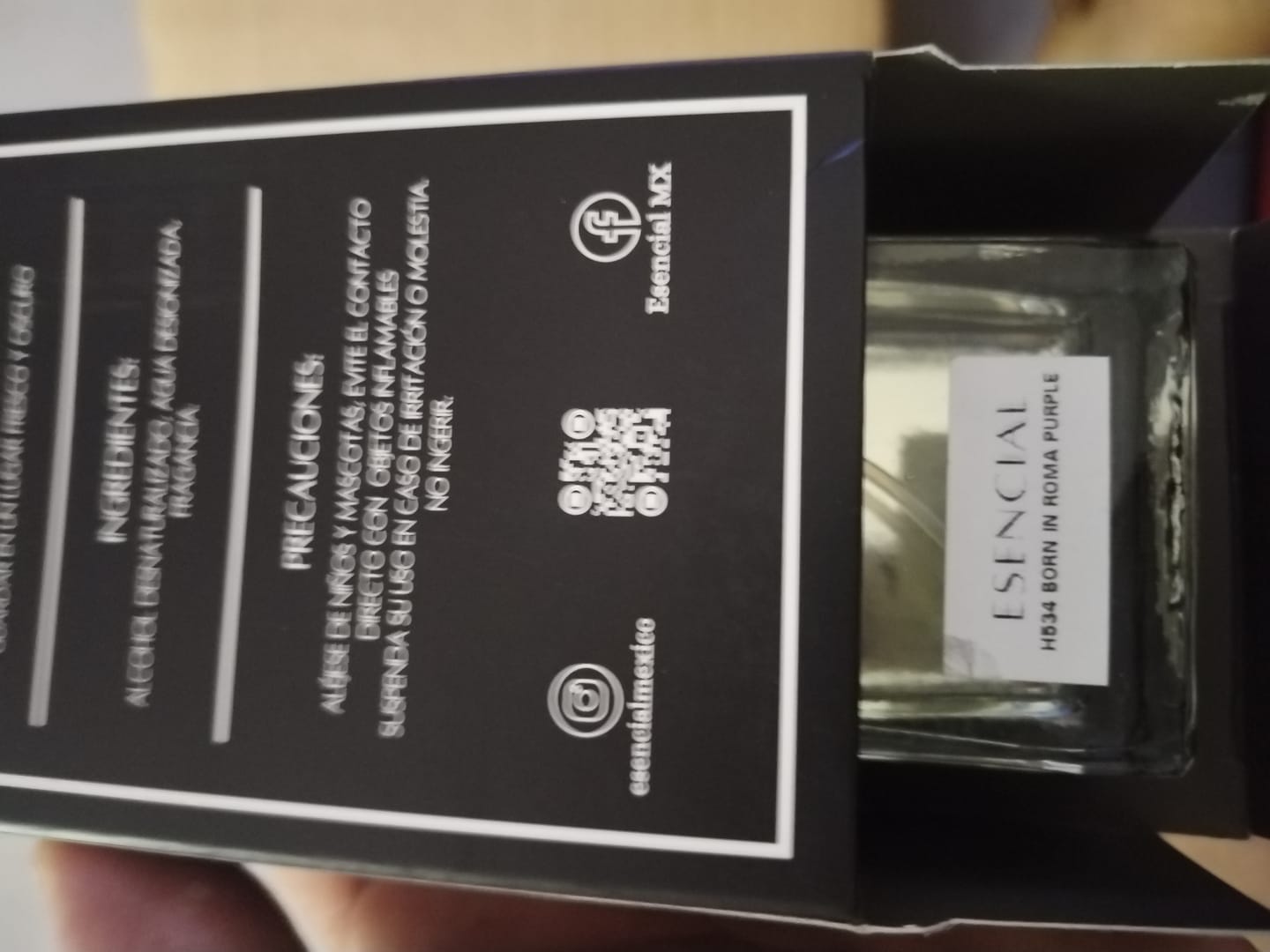 Customer photo review of EL25-H104 Inspirado en: Born in Roma Extradose Uomo - Valentino