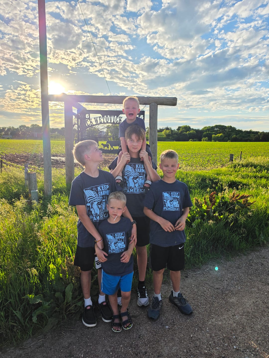 Customer photo review of 'Keep Farmin' America' Tee